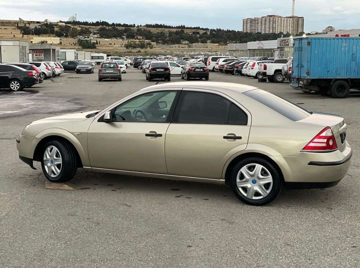 Ford Mondeo, 2006 il, 2.0 L, 252 000 km