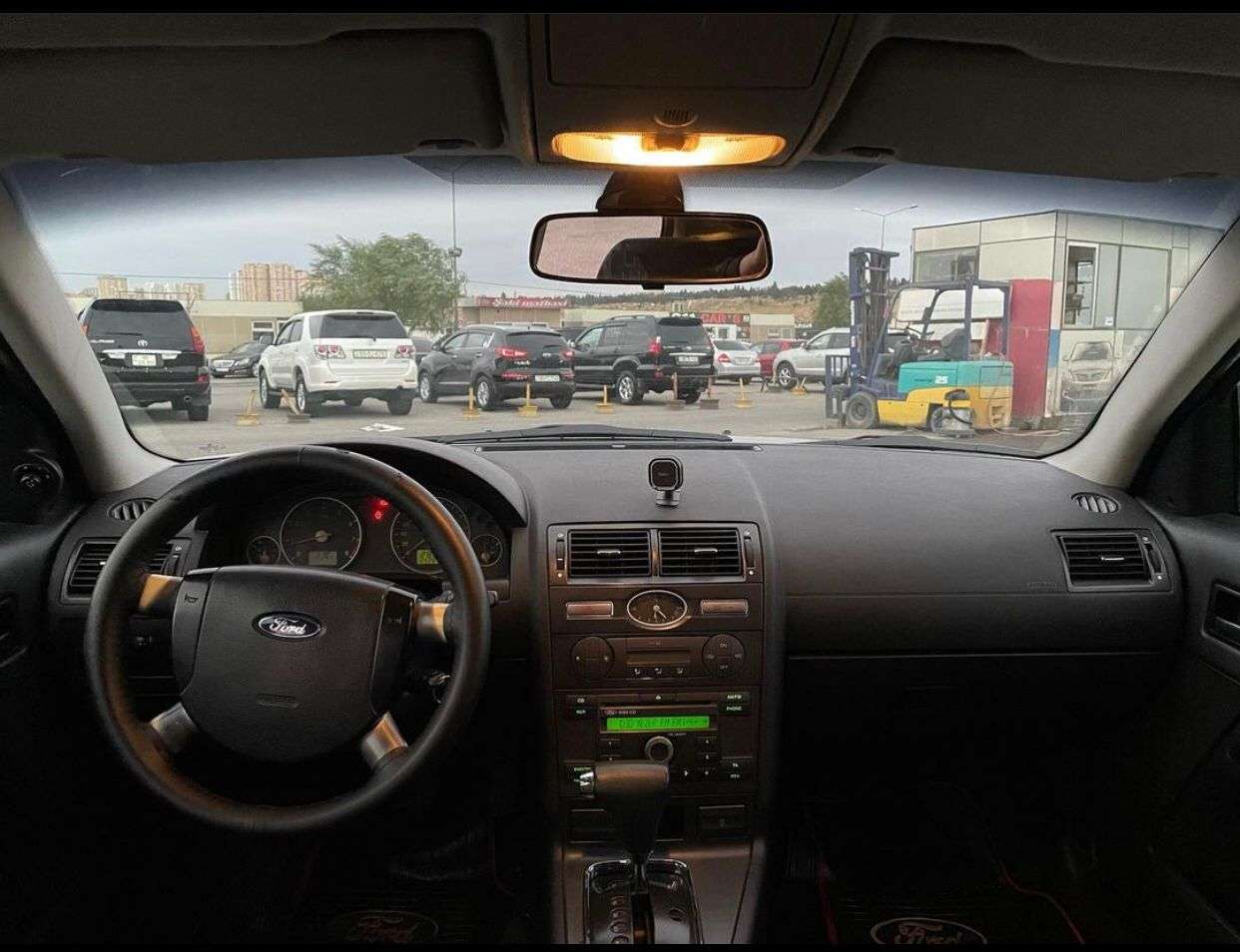 Ford Mondeo, 2006 il, 2.0 L, 252 000 km