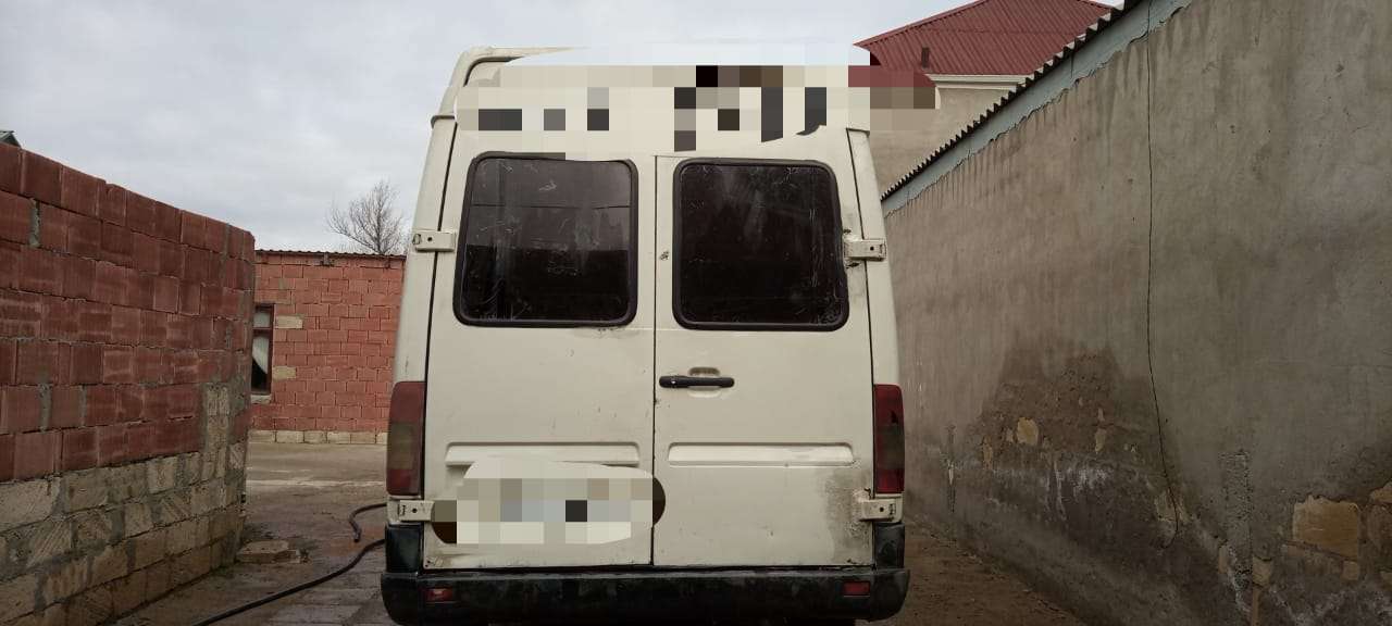 Mercedes Sprinter 212, 1997 il, 2.9 L, 350 000 km