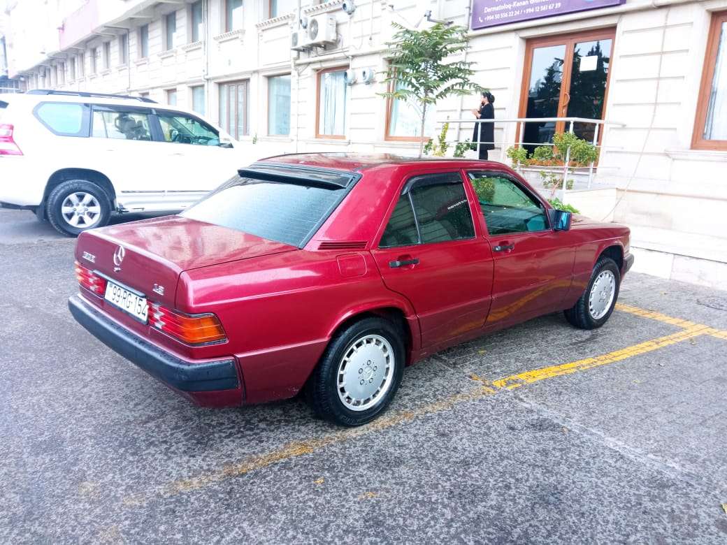 Mercedes 190, 1991 il, 1.8 L, 345 698 km