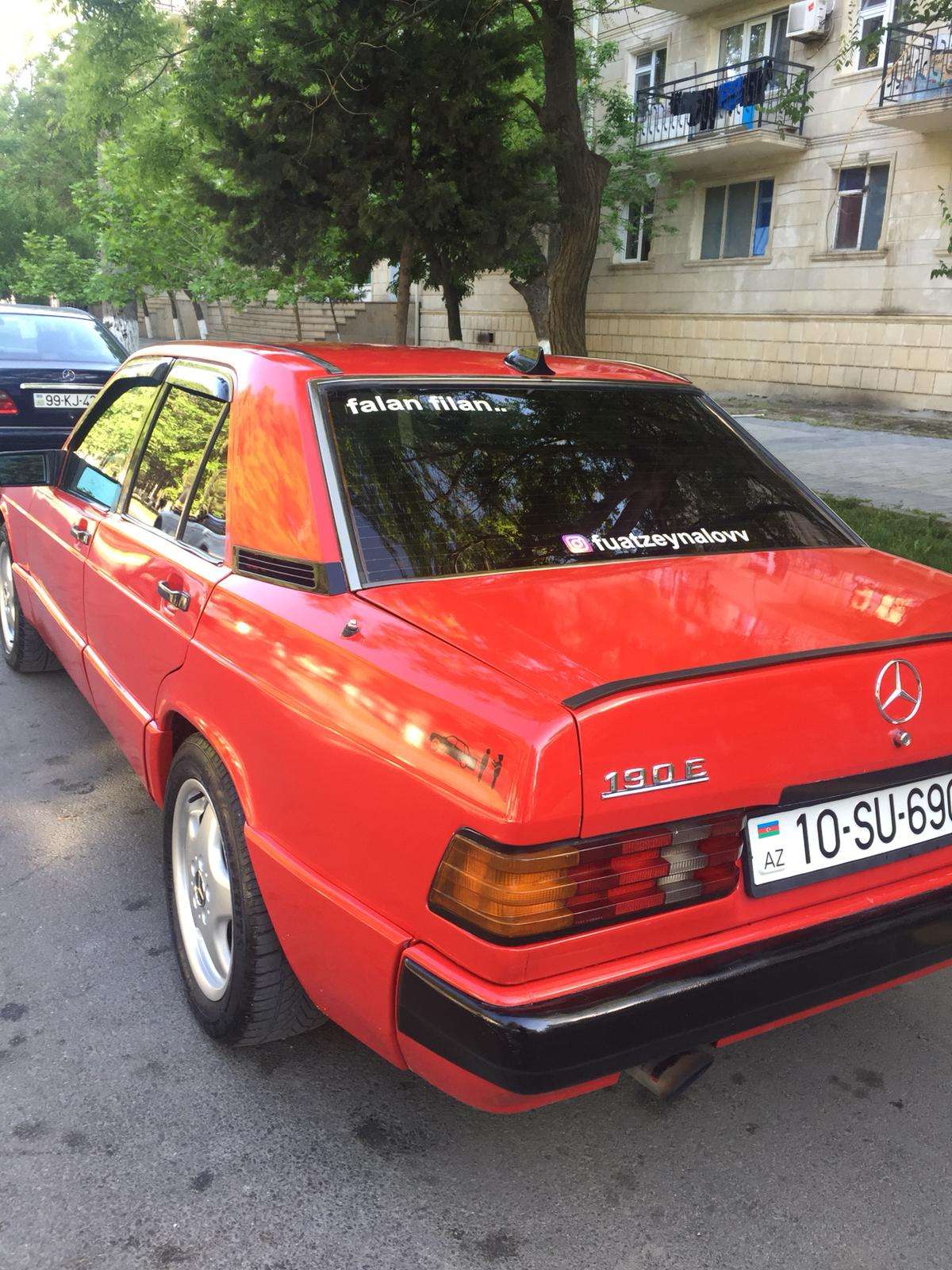 Mercedes 190, 1990 il, 2.0 L, 500 000 km