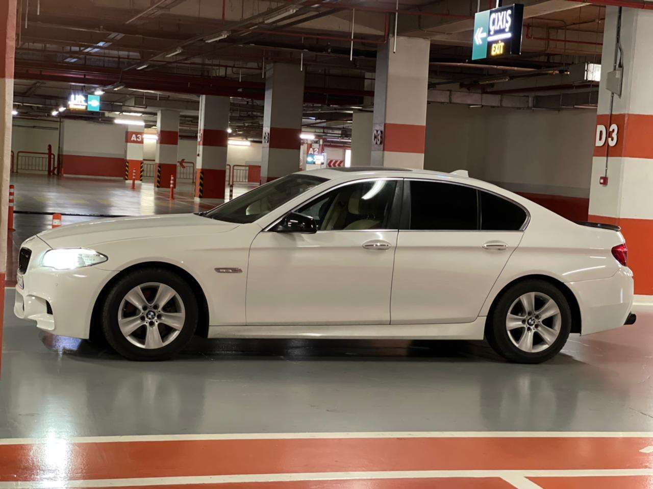 BMW 528, 2013 il, 2.0 L, 126 200 km