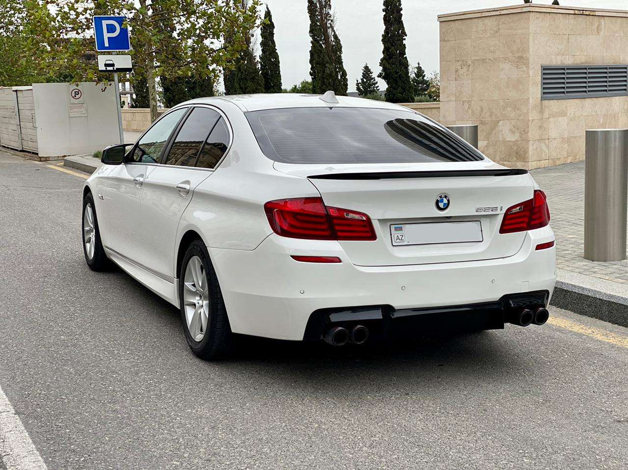 BMW 528, 2013 il, 2.0 L, 126 200 km