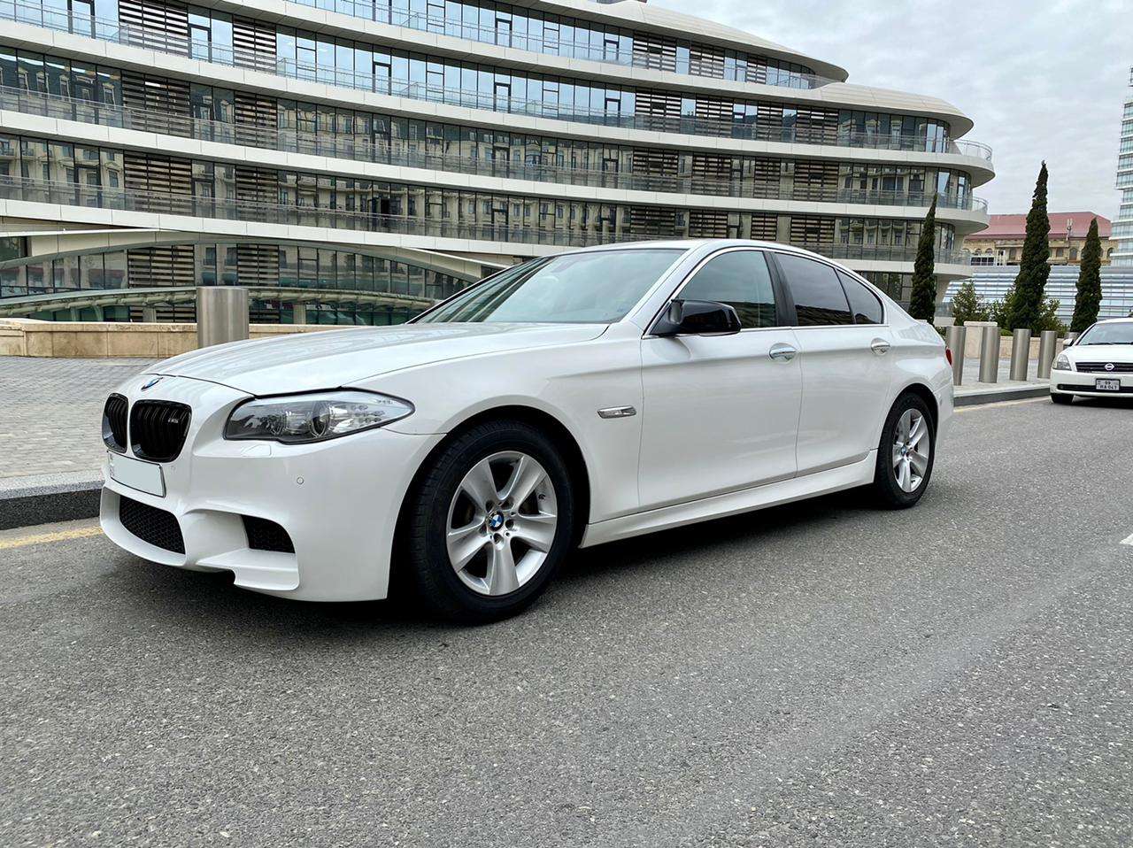 BMW 528, 2013 il, 2.0 L, 126 200 km