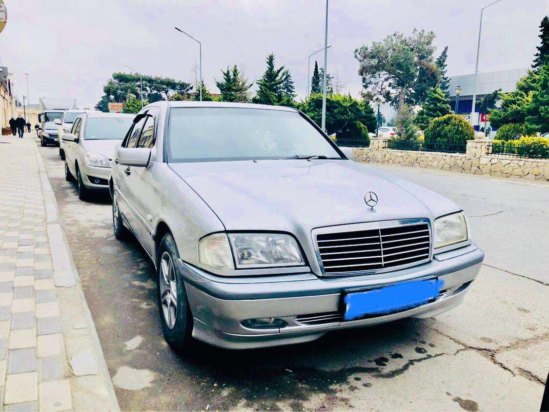 Mercedes C 180, 1999 il, 1.8 L, 296 354 km