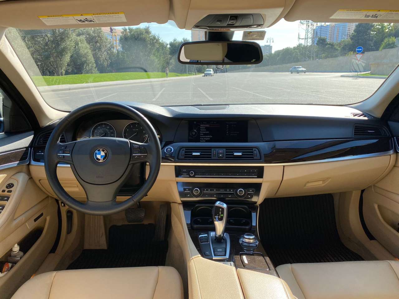 BMW 528, 2013 il, 2.0 L, 74 000 km
