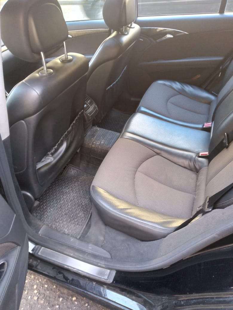 Mercedes E 220, 2005 il, 2.2 L, 209 000 km