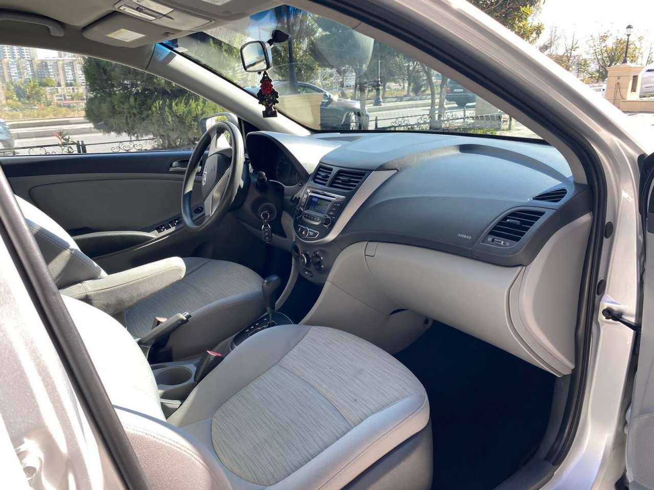 Hyundai Accent, 2016 il, 1.6 L, 8 400 km