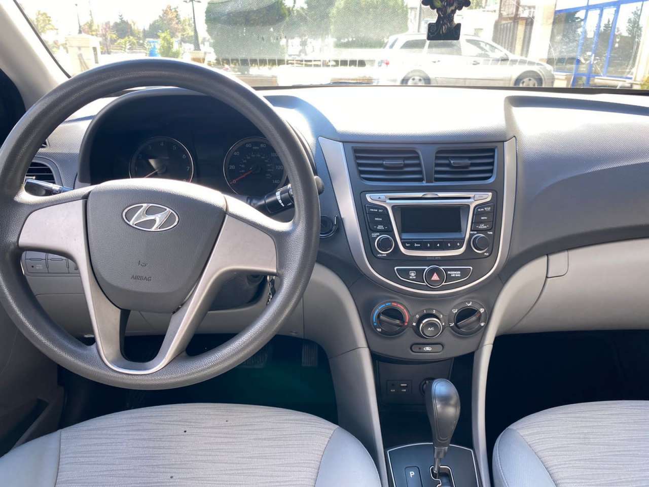 Hyundai Accent, 2016 il, 1.6 L, 8 400 km