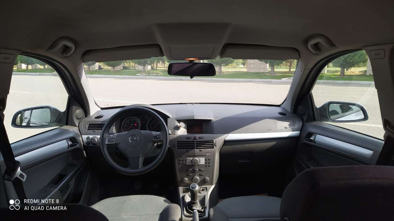 Opel Astra, 2006 il, 1.3 L, 186 511 km