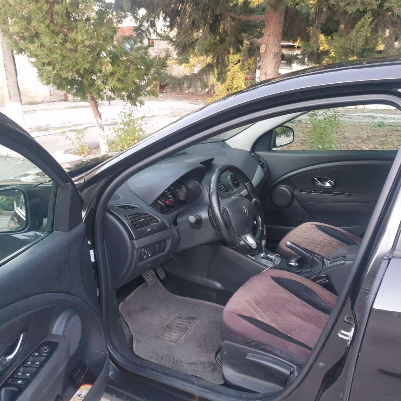 Renault Fluence, 2012 il, 1.6 L, 324 500 km