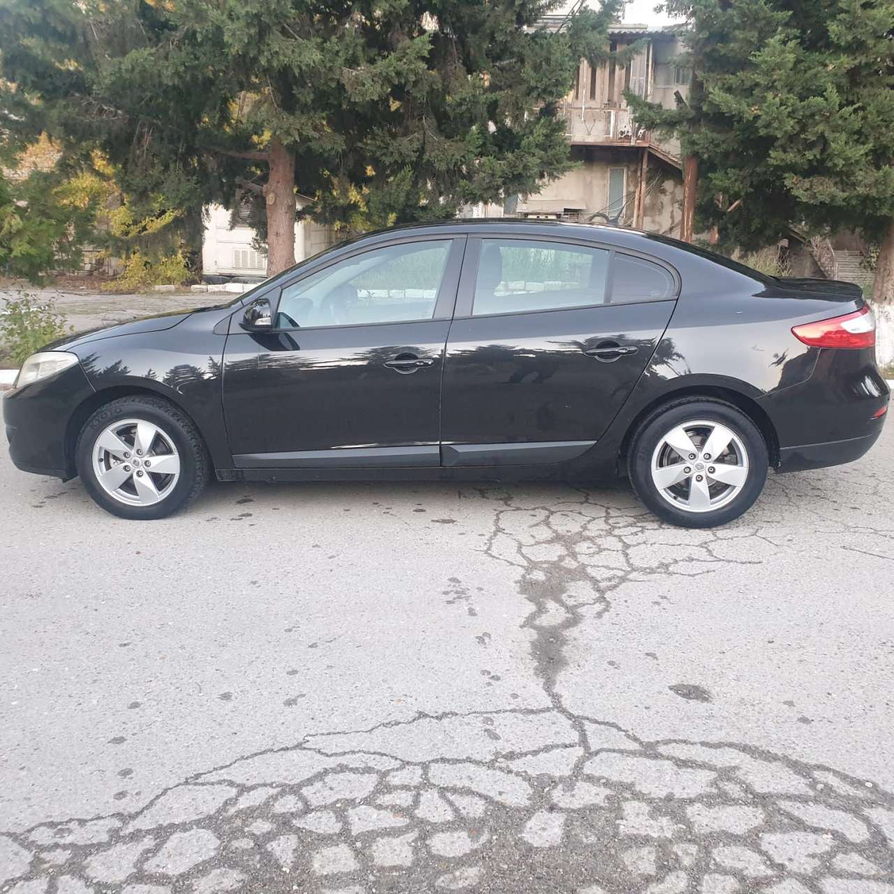 Renault Fluence, 2012 il, 1.6 L, 324 500 km