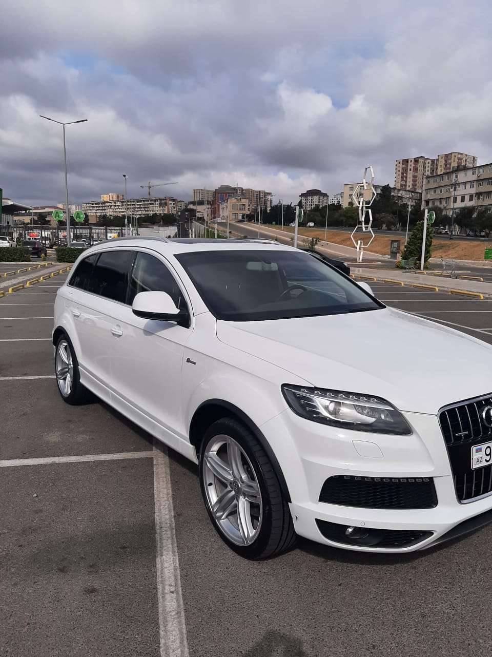 Audi Q7, 2012 il, 3.0 L, 183 000 km