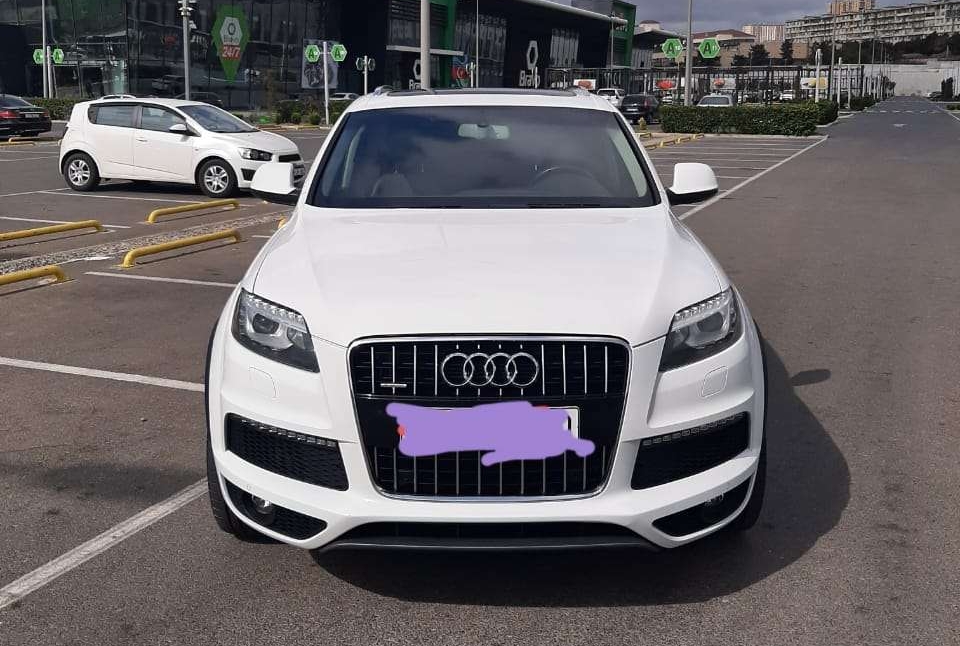 Audi Q7, 2012 il, 3.0 L, 183 000 km