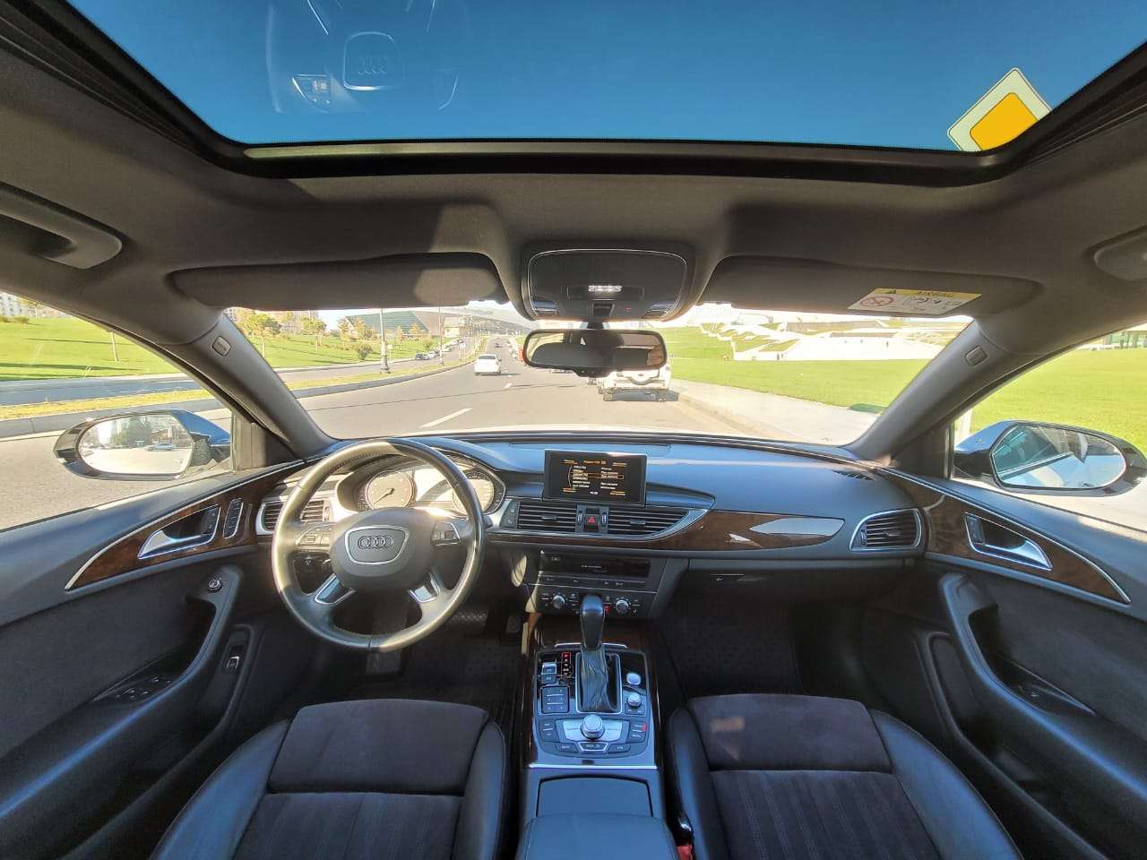 Audi A6, 2015 il, 2.0 L, 87 000 km