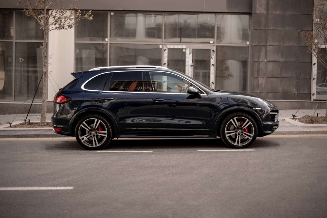 Porsche Cayenne, 2012 il, 4.8 L, 172 000 km