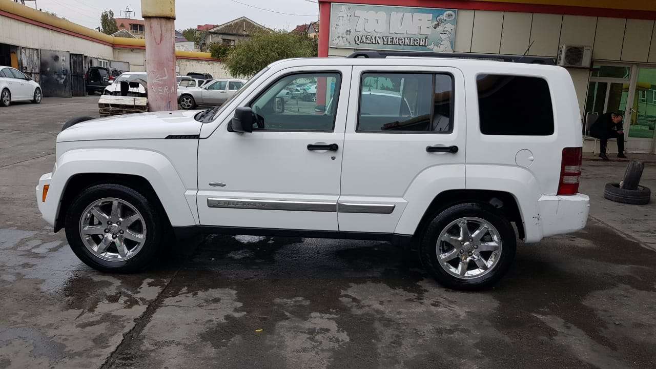 Jeep Liberty, 2012 il, 3.7 L, 123 000 km