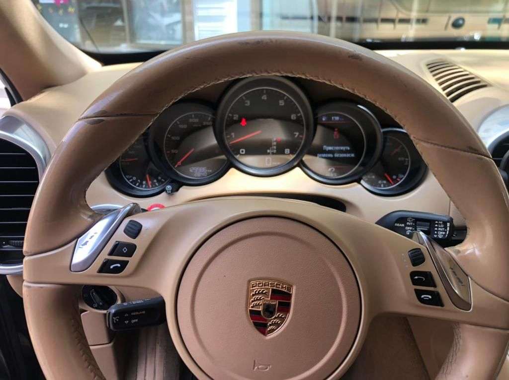 Porsche Cayenne, 2013 il, 3.6 L, 141 000 km