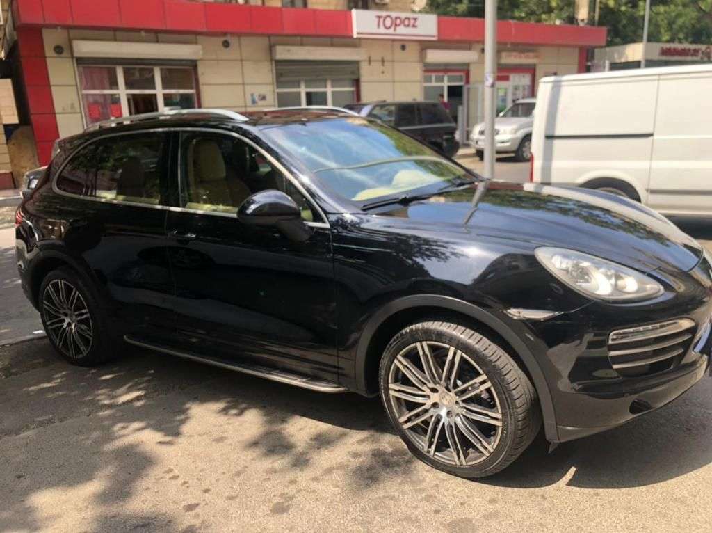 Porsche Cayenne, 2013 il, 3.6 L, 141 000 km