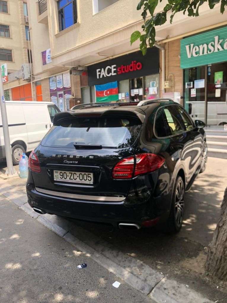 Porsche Cayenne, 2013 il, 3.6 L, 141 000 km