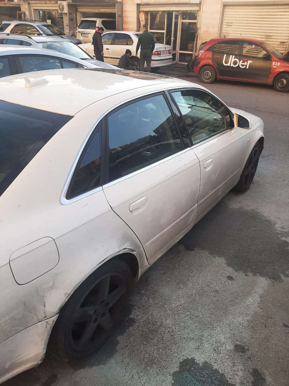 Audi A4, 2005 il, 2.0 L, 200 000 km