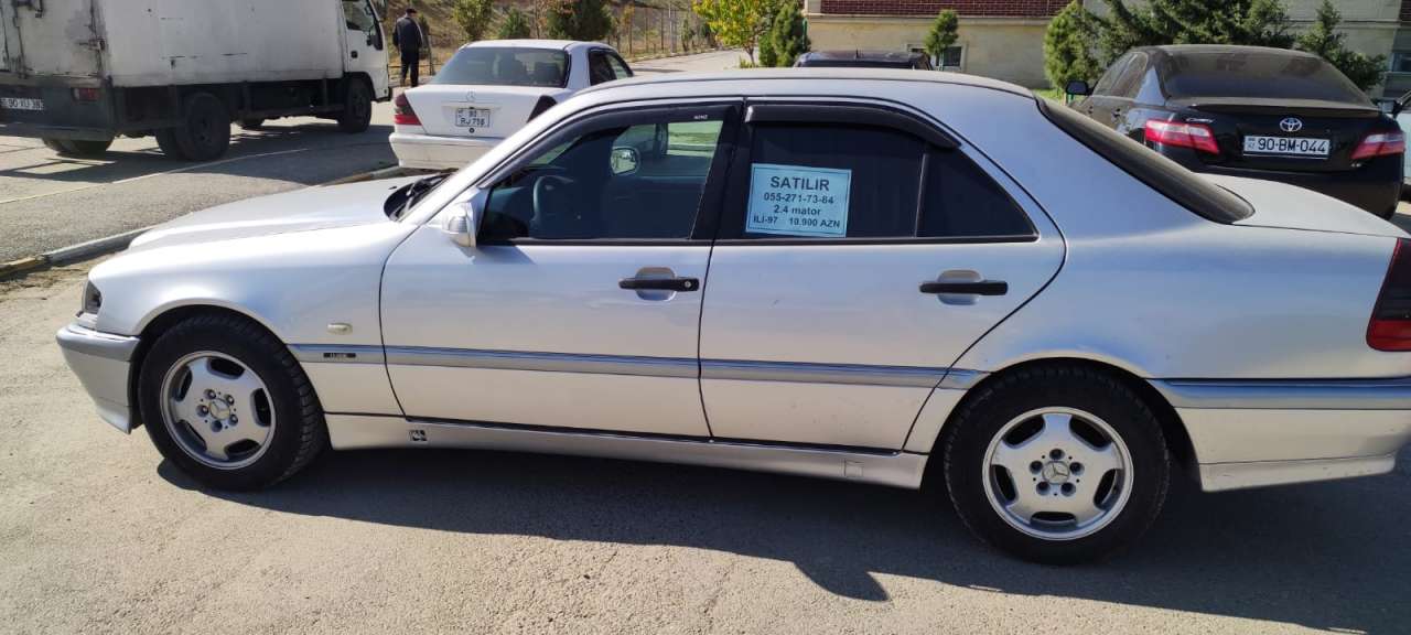 Mercedes C 240, 1997 il, 2.4 L, 450 000 km