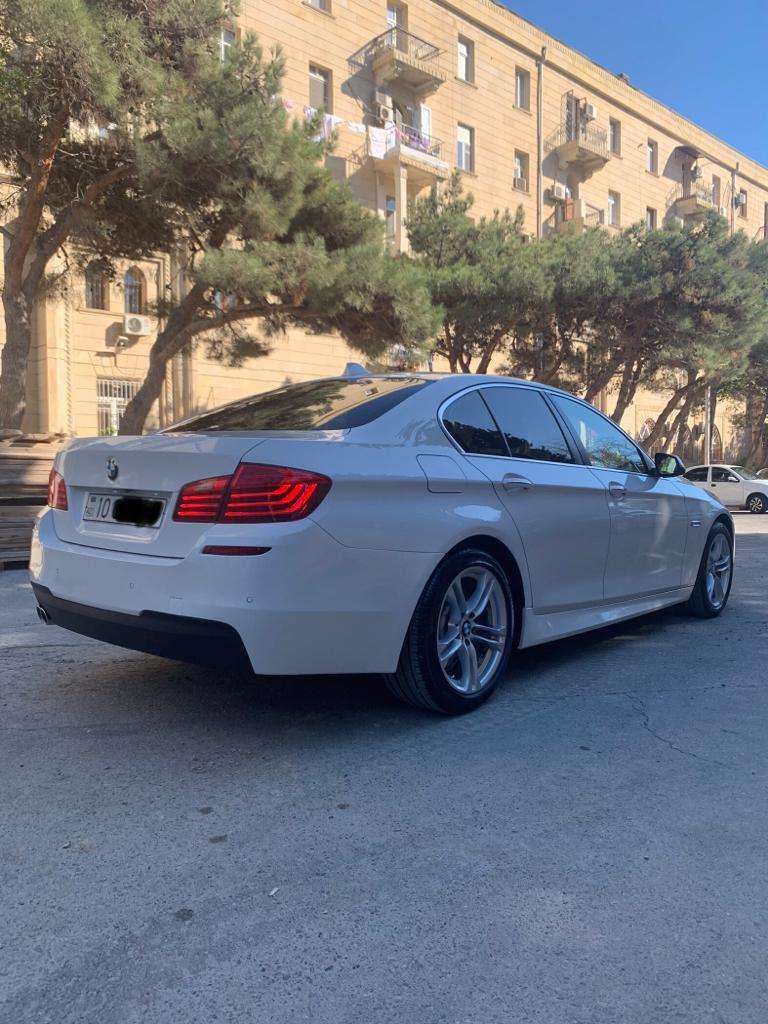 BMW 528, 2014 il, 2.0 L, 135 000 km