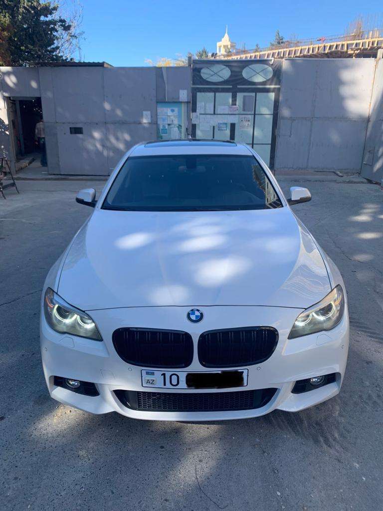 BMW 528, 2014 il, 2.0 L, 135 000 km