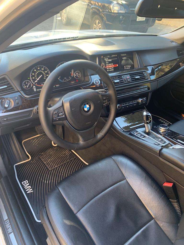 BMW 528, 2014 il, 2.0 L, 135 000 km