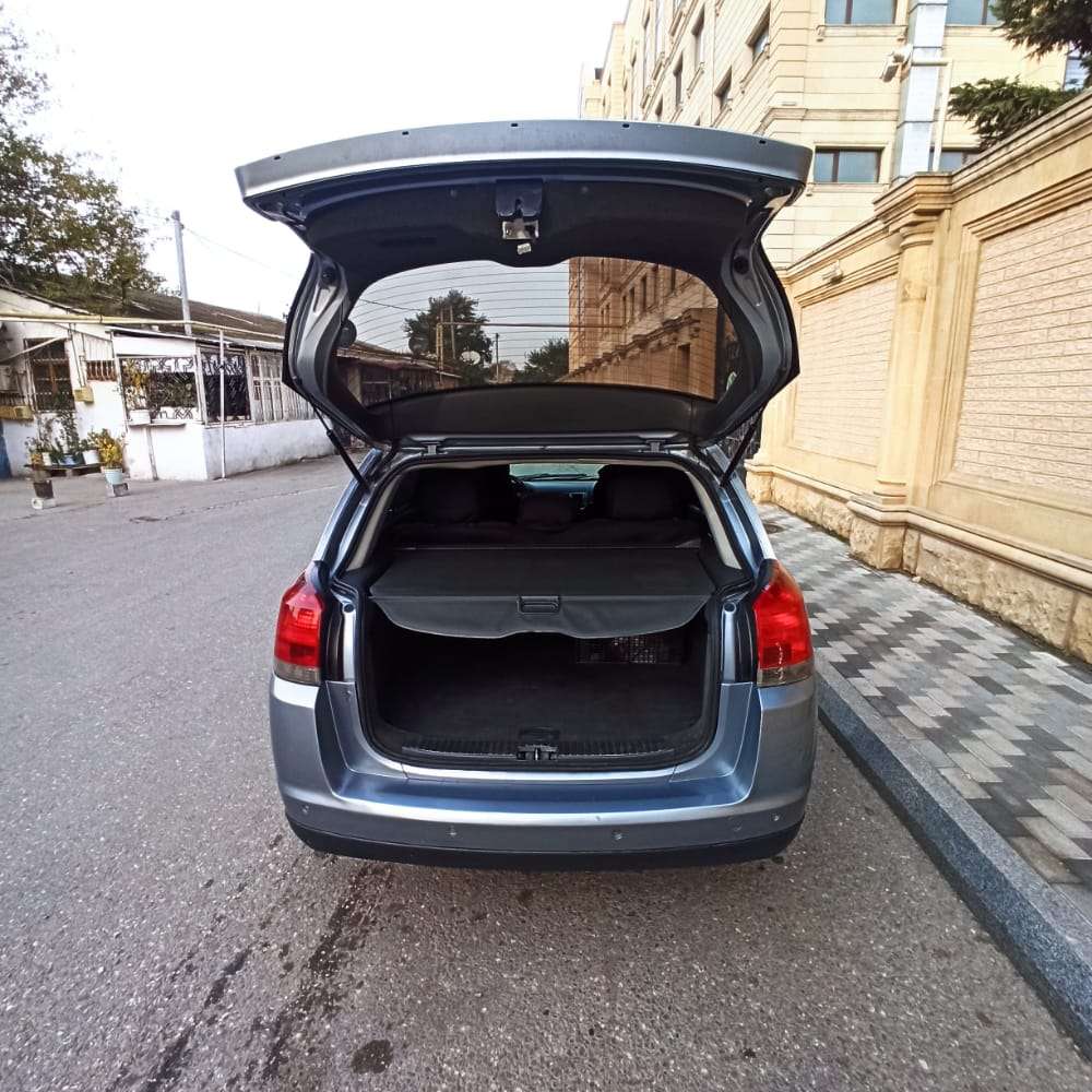 Opel Signum, 2003 il, 2.2 L, 305 267 km