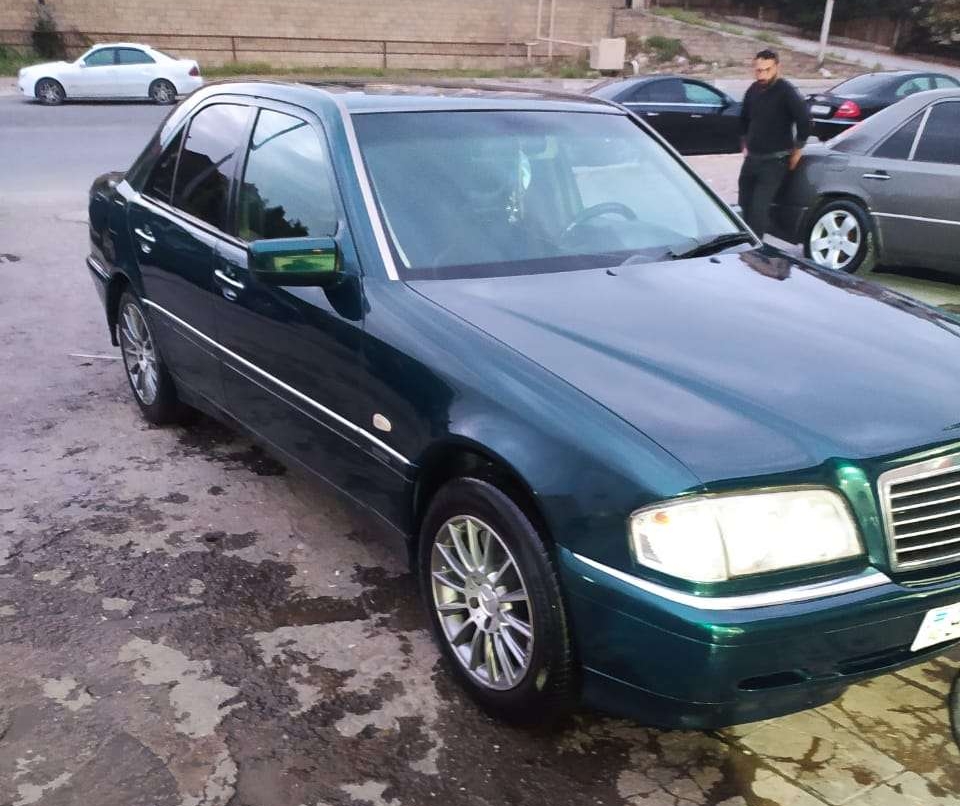 Mercedes C 180, 1997 il, 1.8 L, 250 000 km