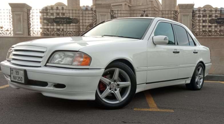 Mercedes C 230, 1996 il, 2.3 L, 257 714 km