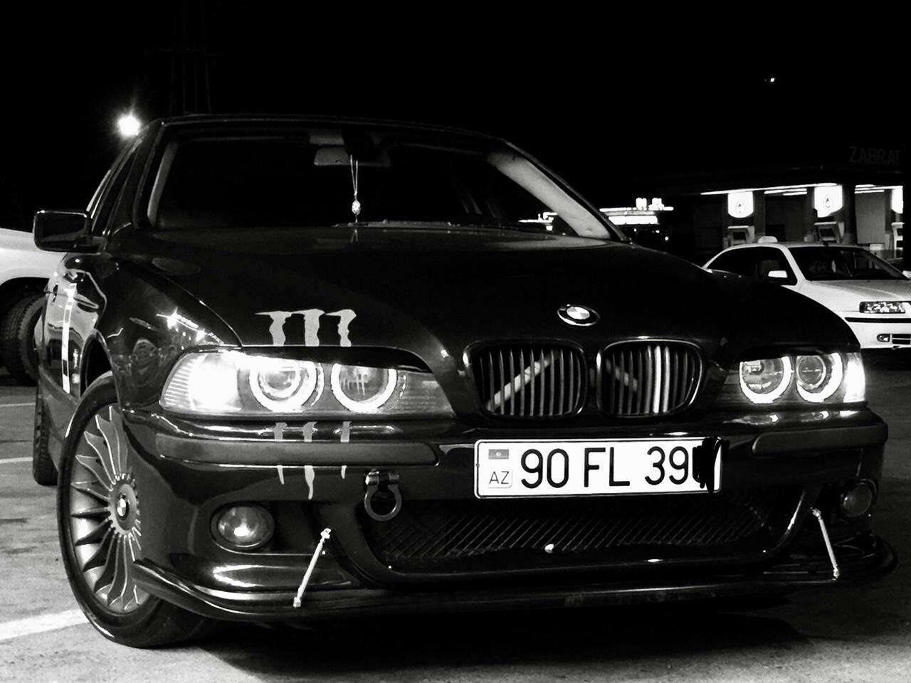 BMW 528, 1998 il, 2.8 L, 278 000 km
