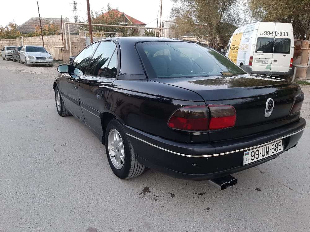 Opel Omega, 1998 il, 2.0 L, 333 000 km
