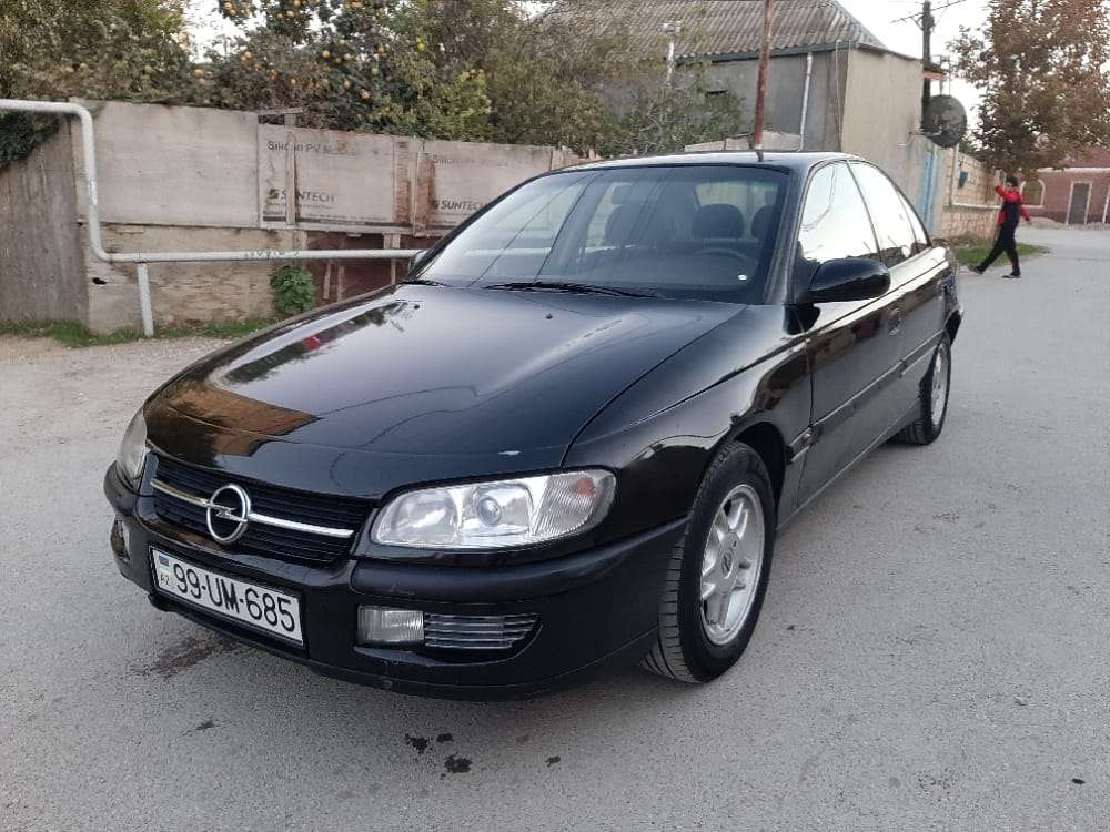 Opel Omega, 1998 il, 2.0 L, 333 000 km