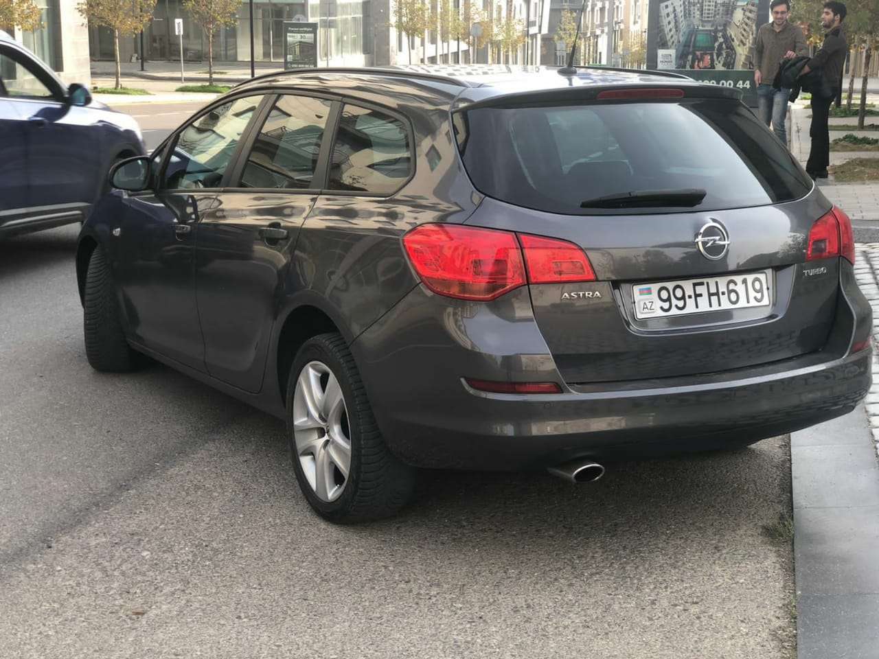 Opel Astra, 2011 il, 1.4 L, 248 000 km
