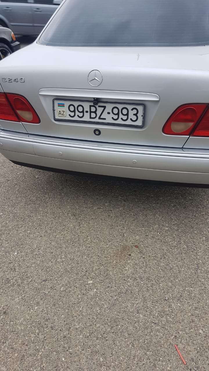 Mercedes E 240, 1998 il, 2.4 L, 373 943 km