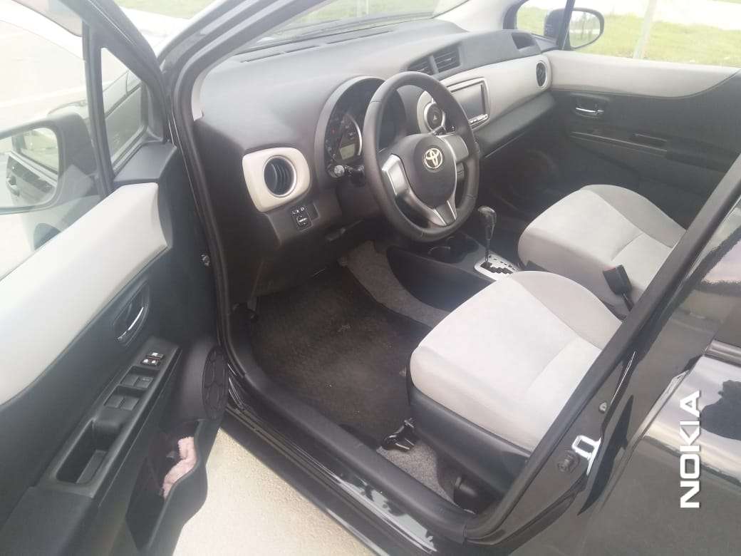 Toyota Vitz, 2011 il, 1.3 L, 54 000 km