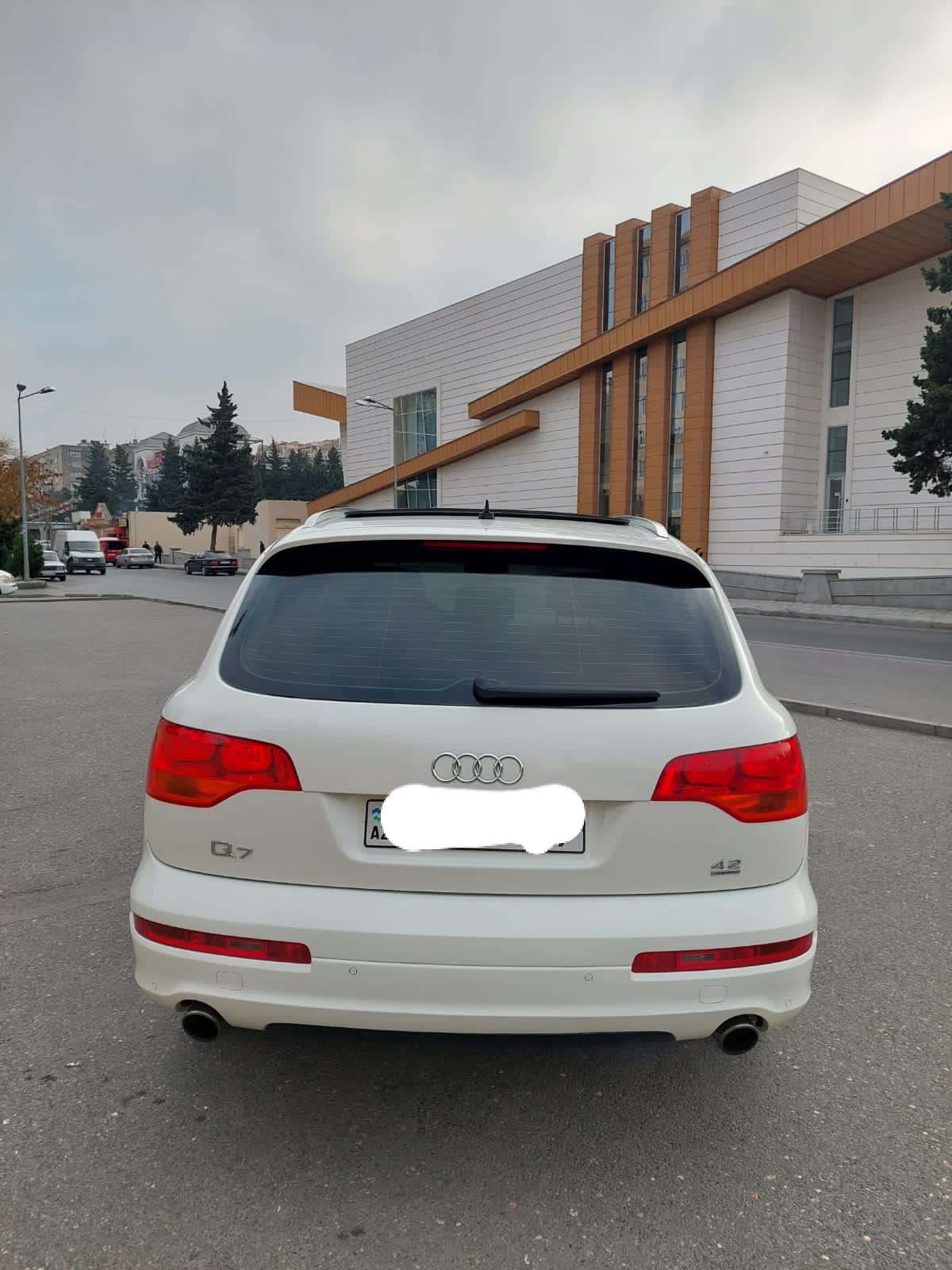 Audi Q7, 2006 il, 0.45 L, 110 000 km