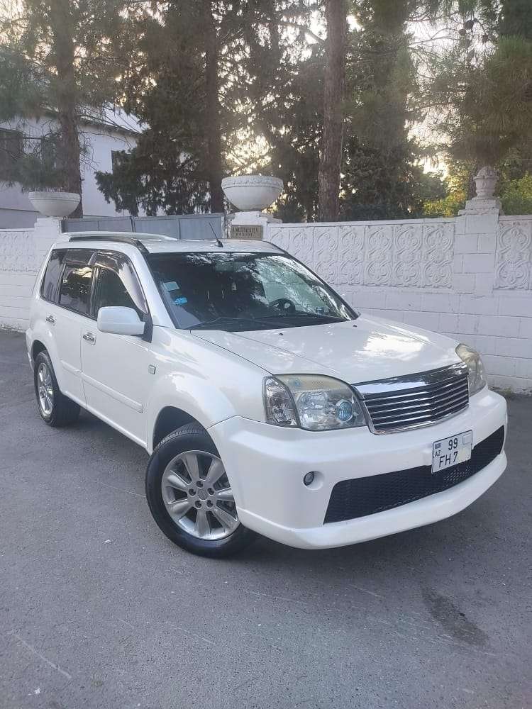 Nissan X-Trail, 2005 il, 2.0 L, 240 000 km