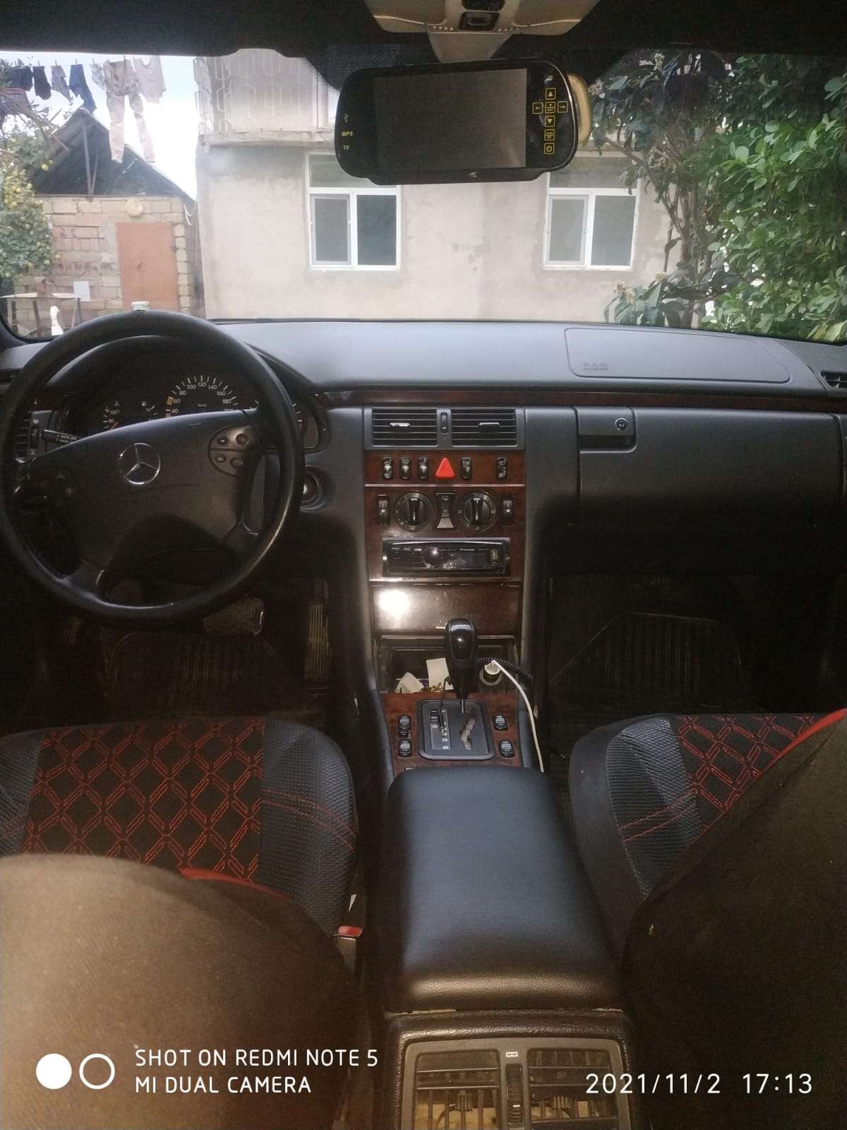 Mercedes E 230, 1996 il, 2.3 L, 320 000 km