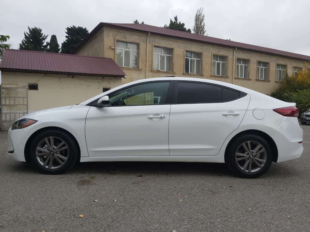 Hyundai Elantra, 2018 il, 2.0 L, 16 200 km