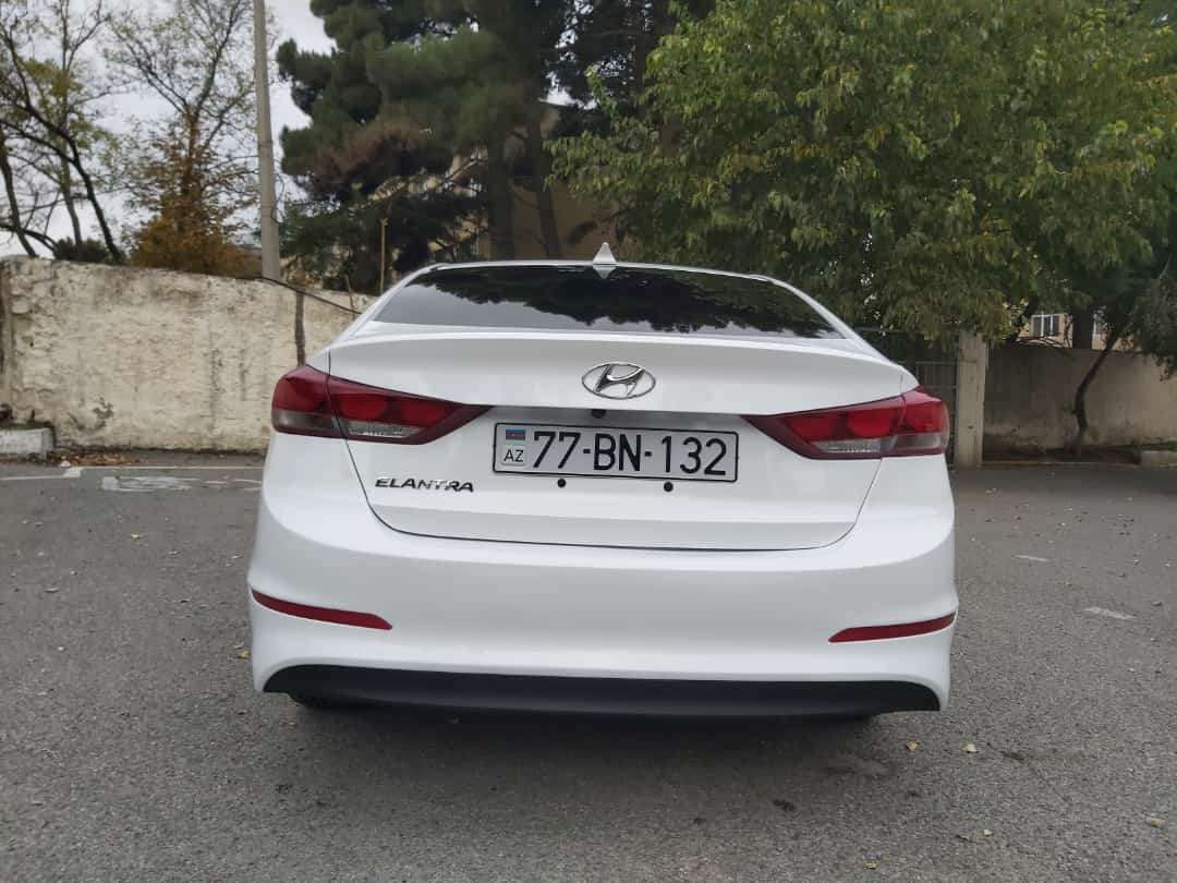 Hyundai Elantra, 2018 il, 2.0 L, 16 200 km