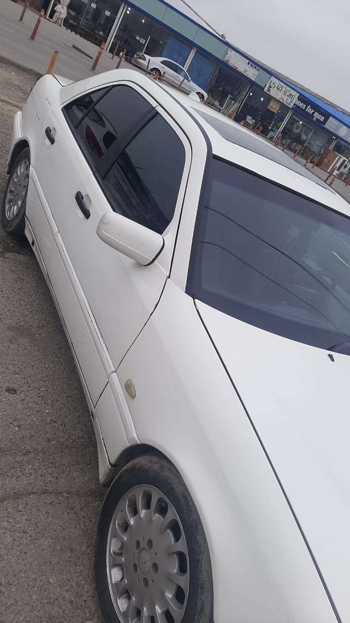Mercedes C 250, 1998 il, 2.5 L, 350 000 km
