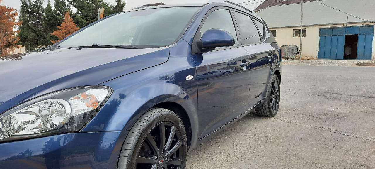 Kia Cee d, 2008 il, 1.6 L, 245 257 km