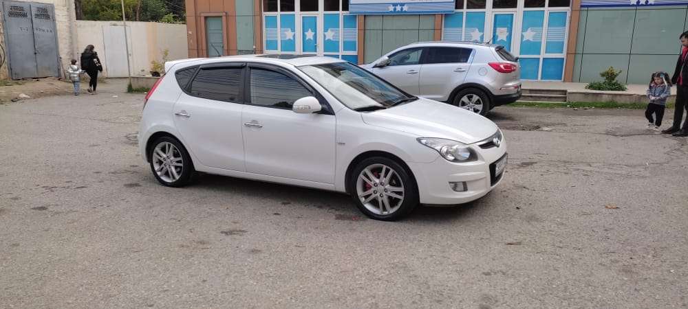Hyundai i30, 2010 il, 1.6 L, 175 212 km