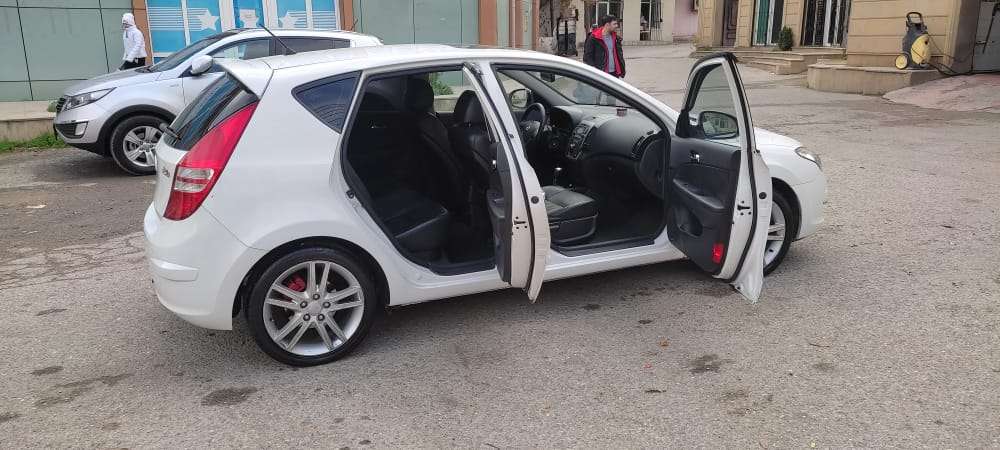 Hyundai i30, 2010 il, 1.6 L, 175 212 km