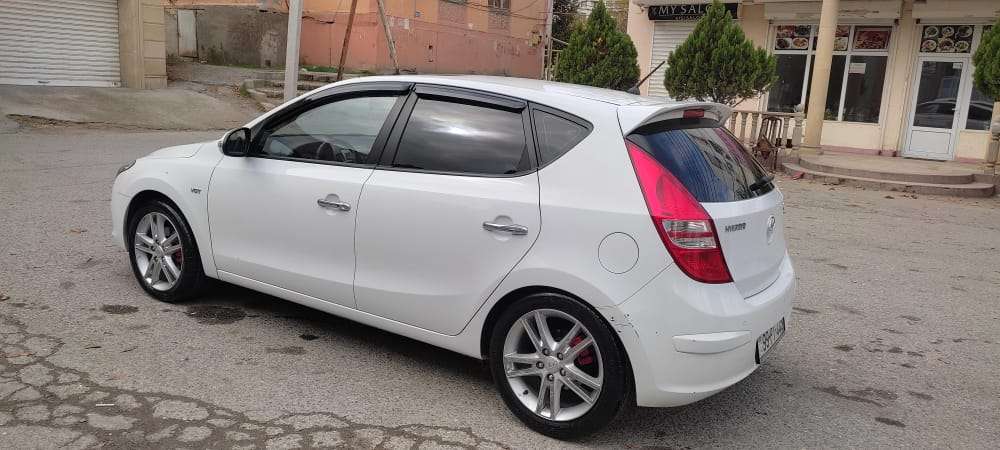 Hyundai i30, 2010 il, 1.6 L, 175 212 km