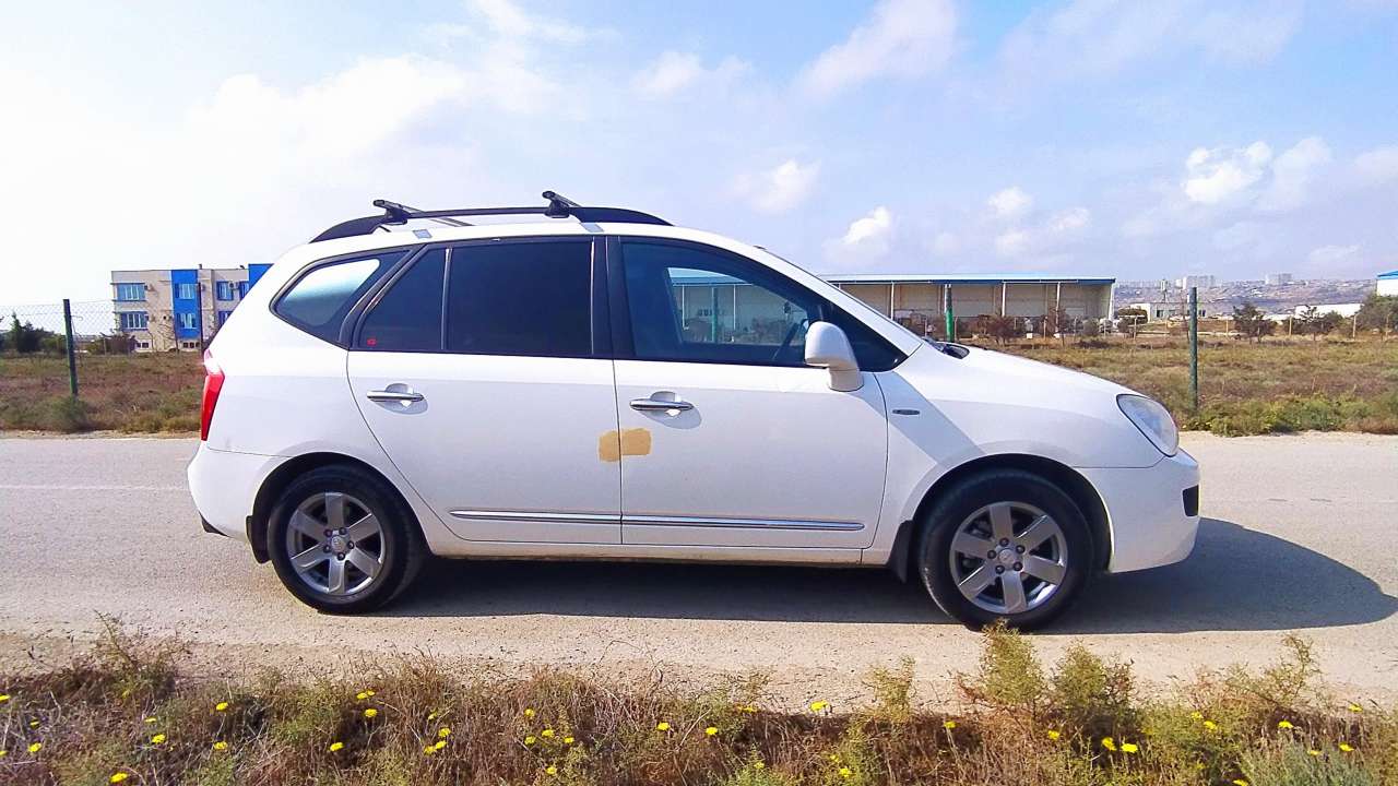 Kia Carens, 2008 il, 2.0 L, 203 000 km