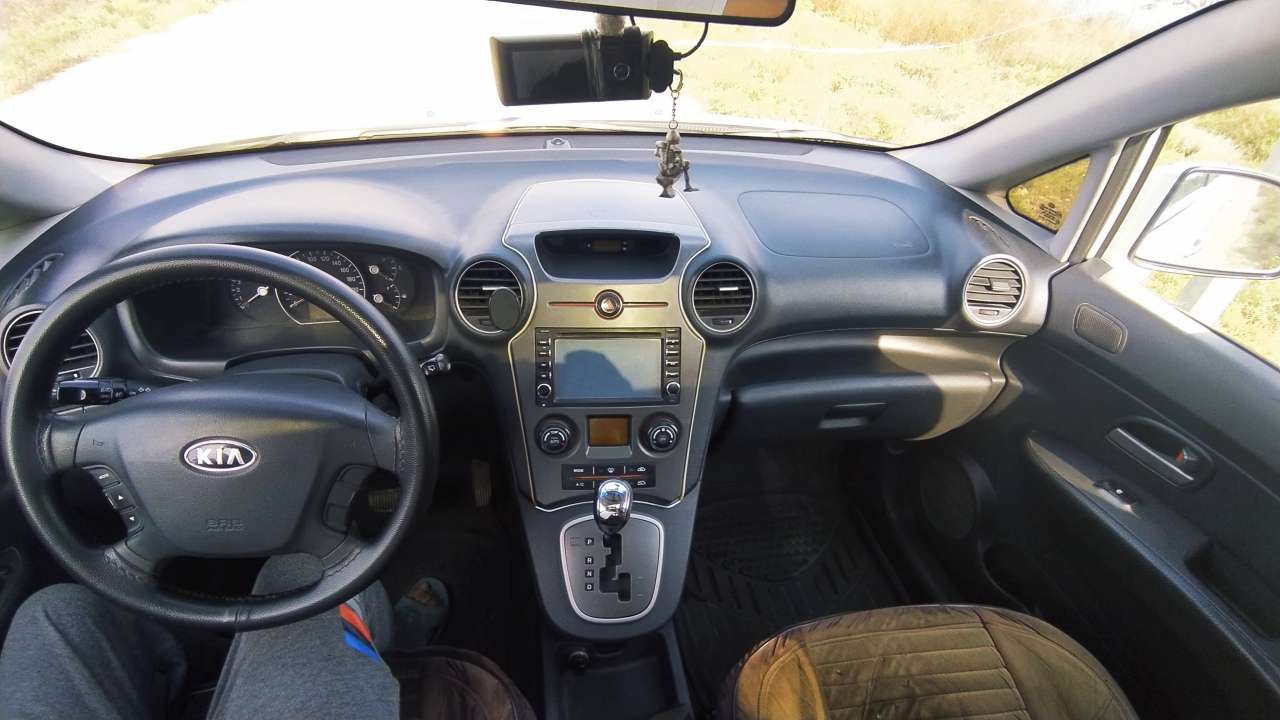 Kia Carens, 2008 il, 2.0 L, 203 000 km